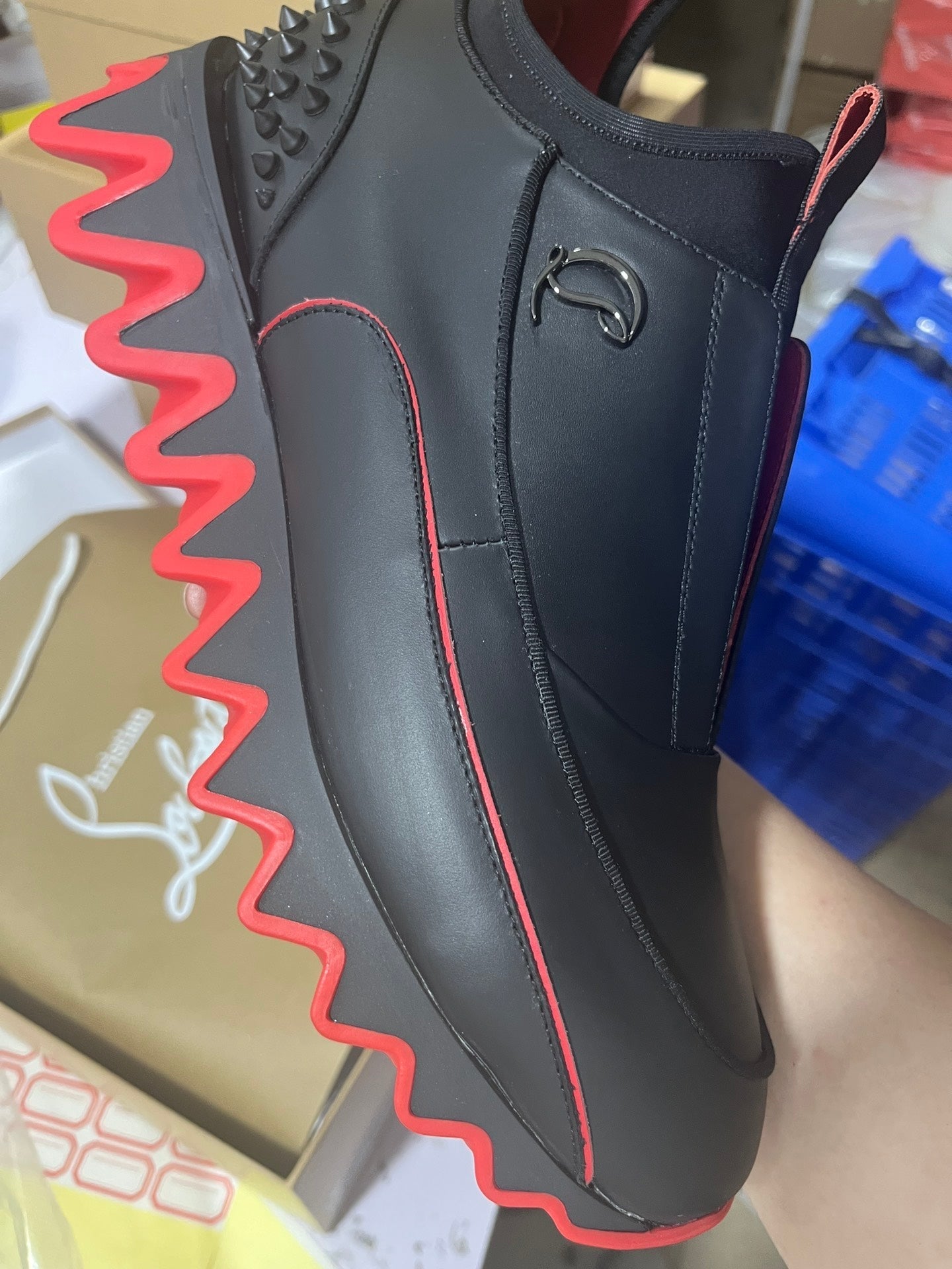 Sneaker
