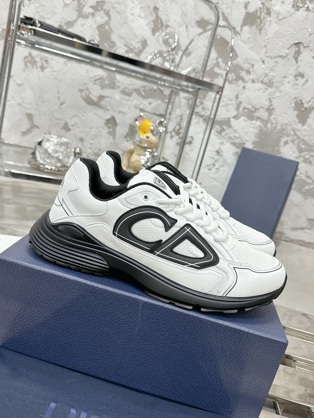 Sneakers
