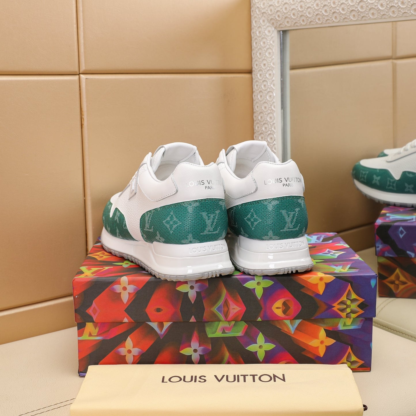 Sneakers
