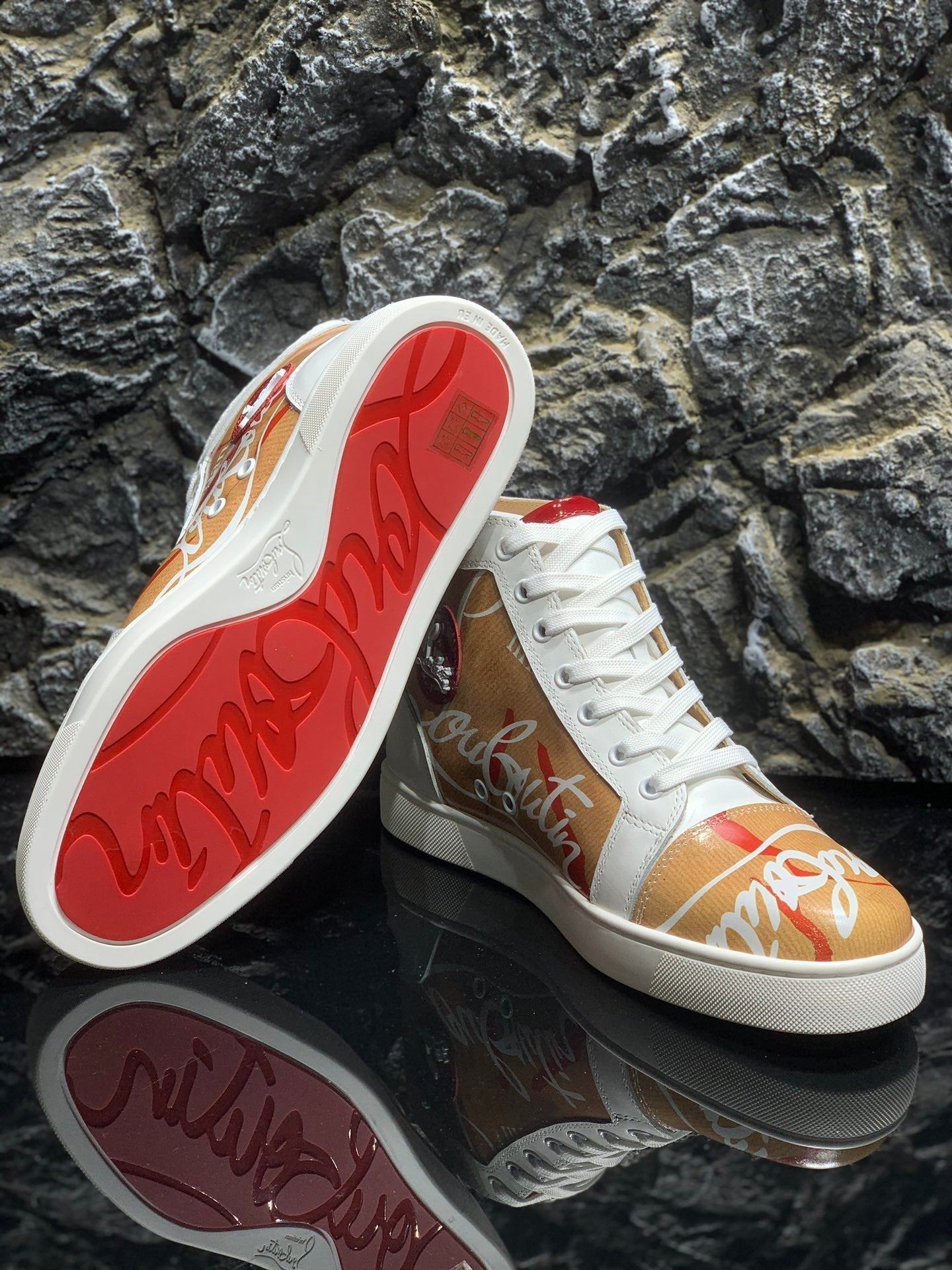 Sneakers