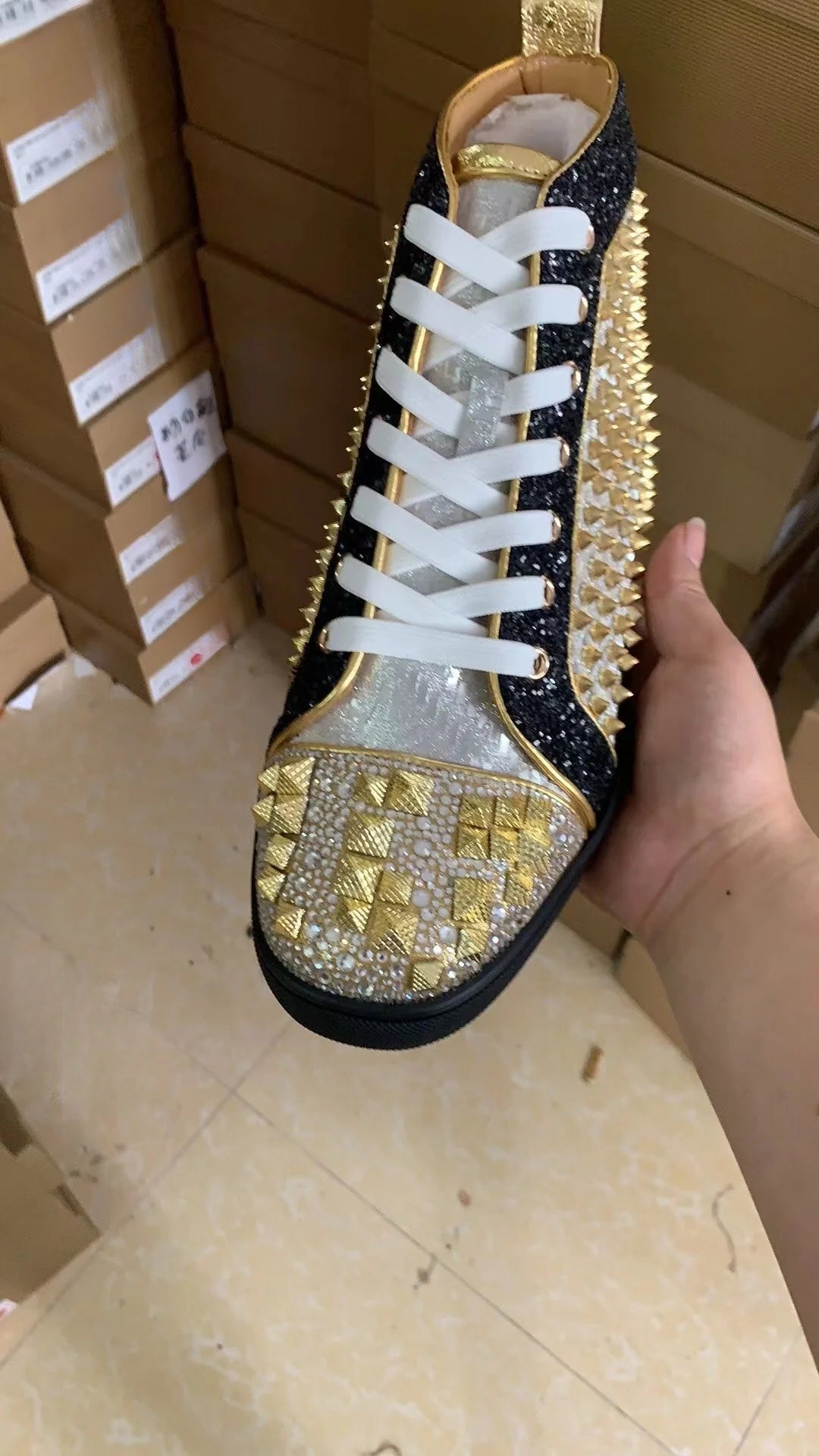 Sneaker