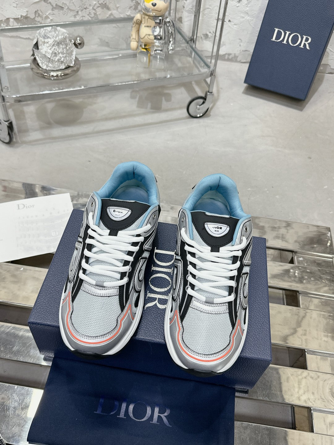 Sneakers