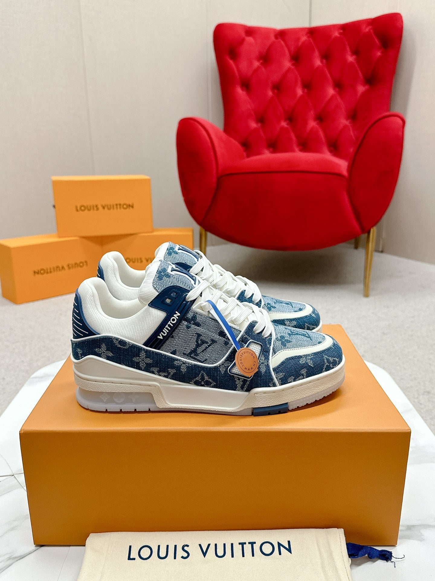 Sneakers