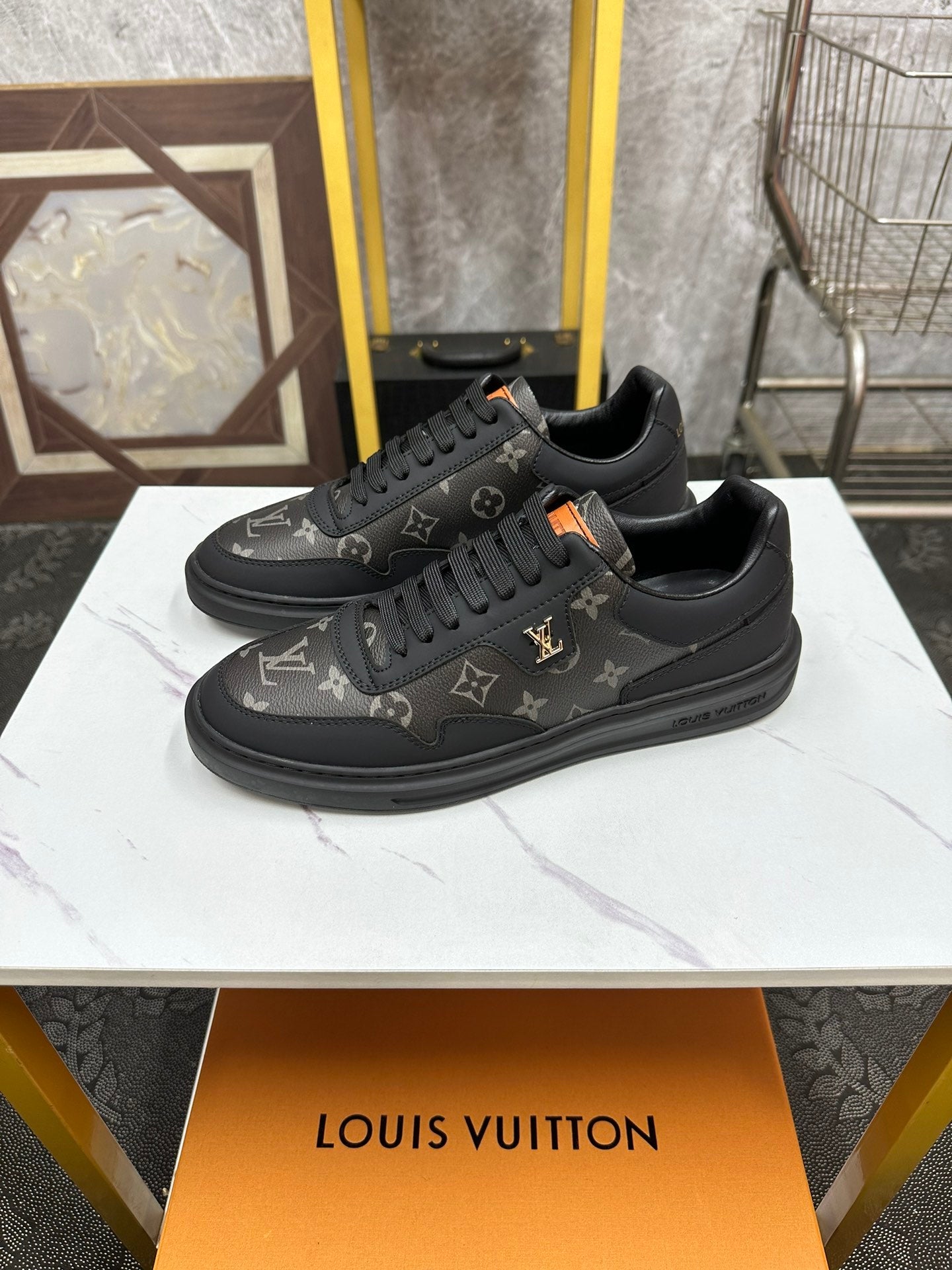 Sneakers