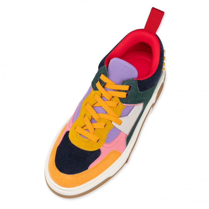 Sneaker