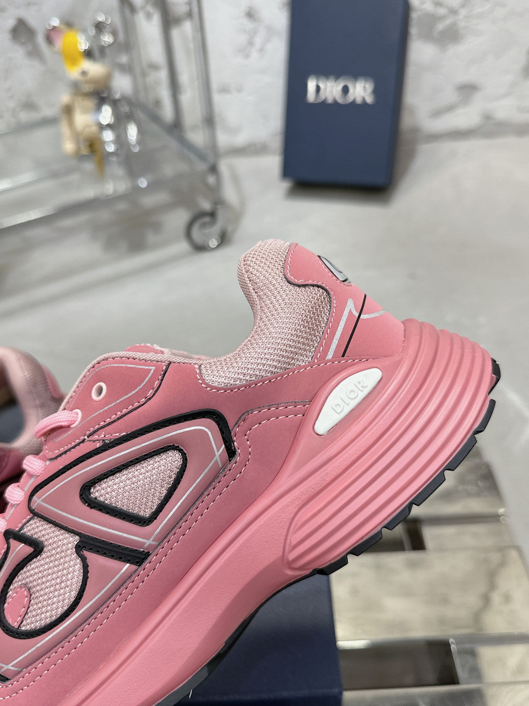 Sneakers