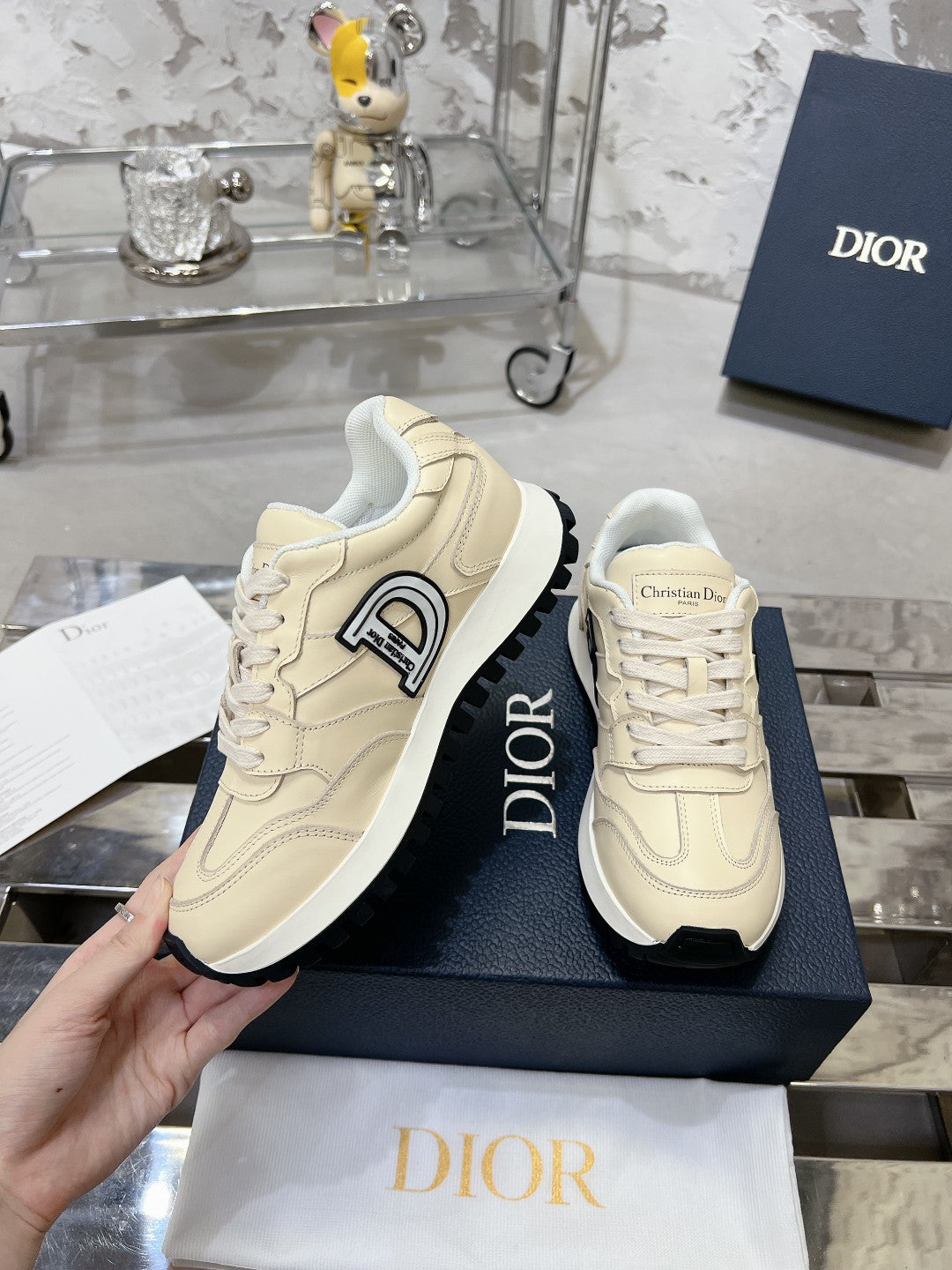 Sneakers