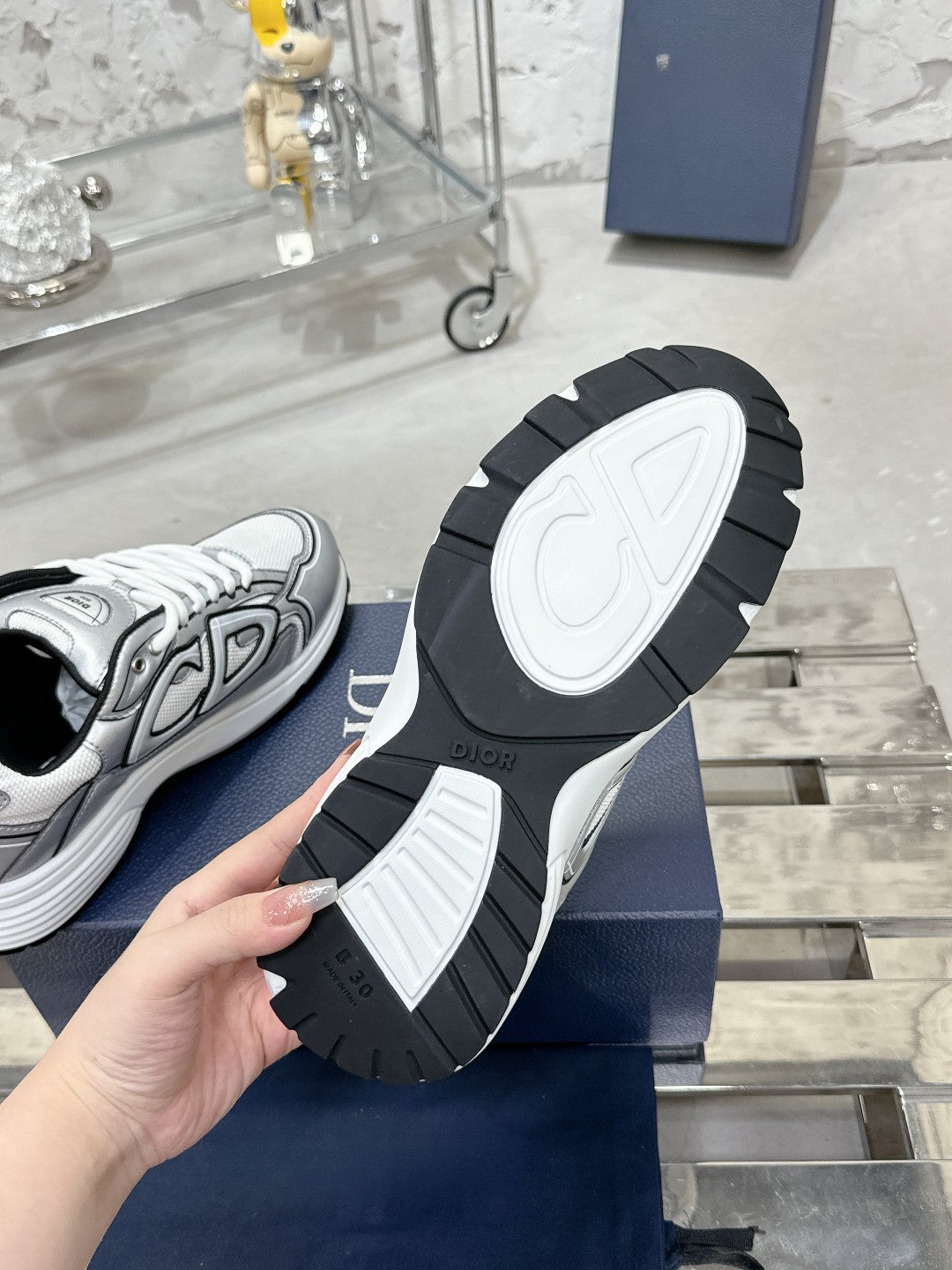 Sneakers
