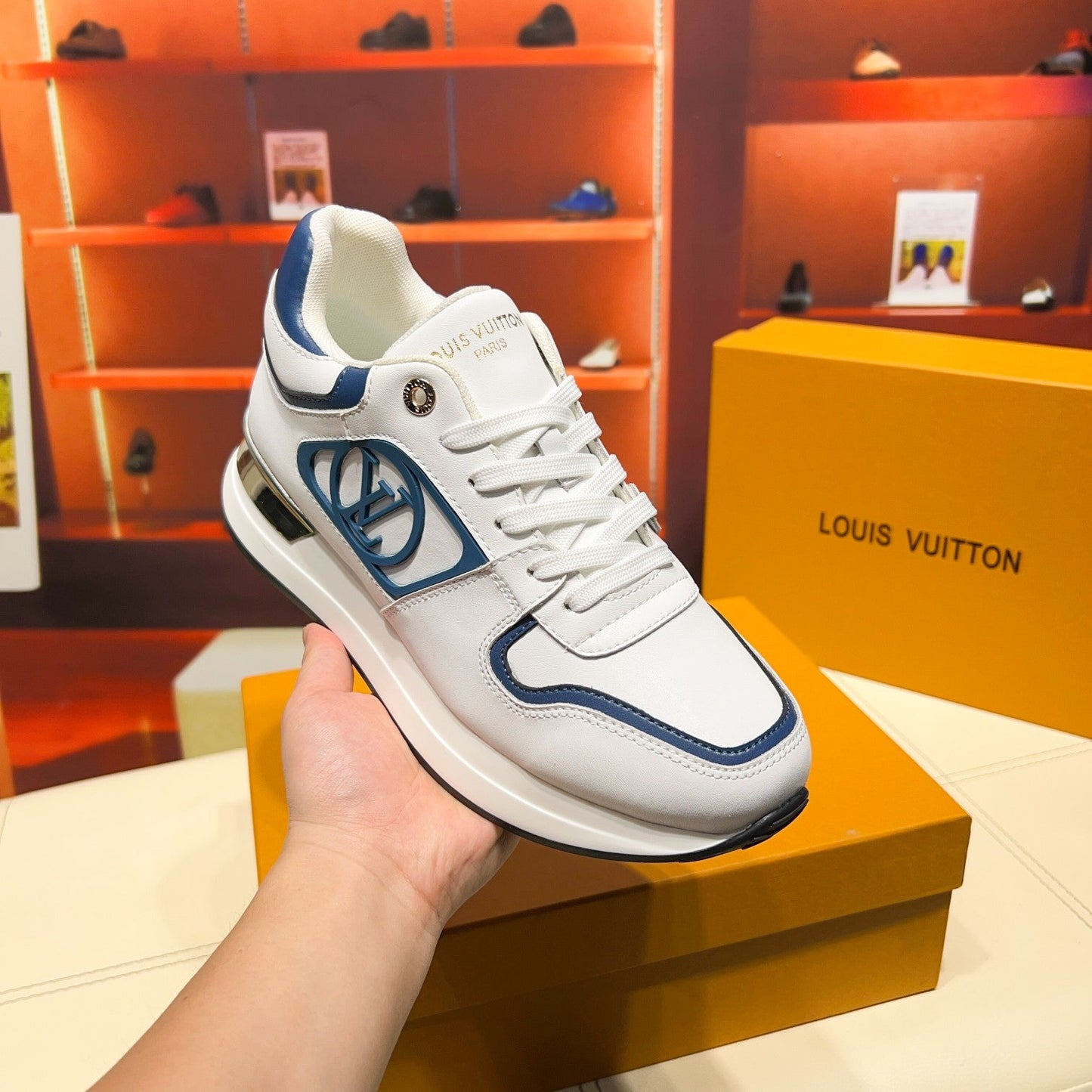 Sneakers