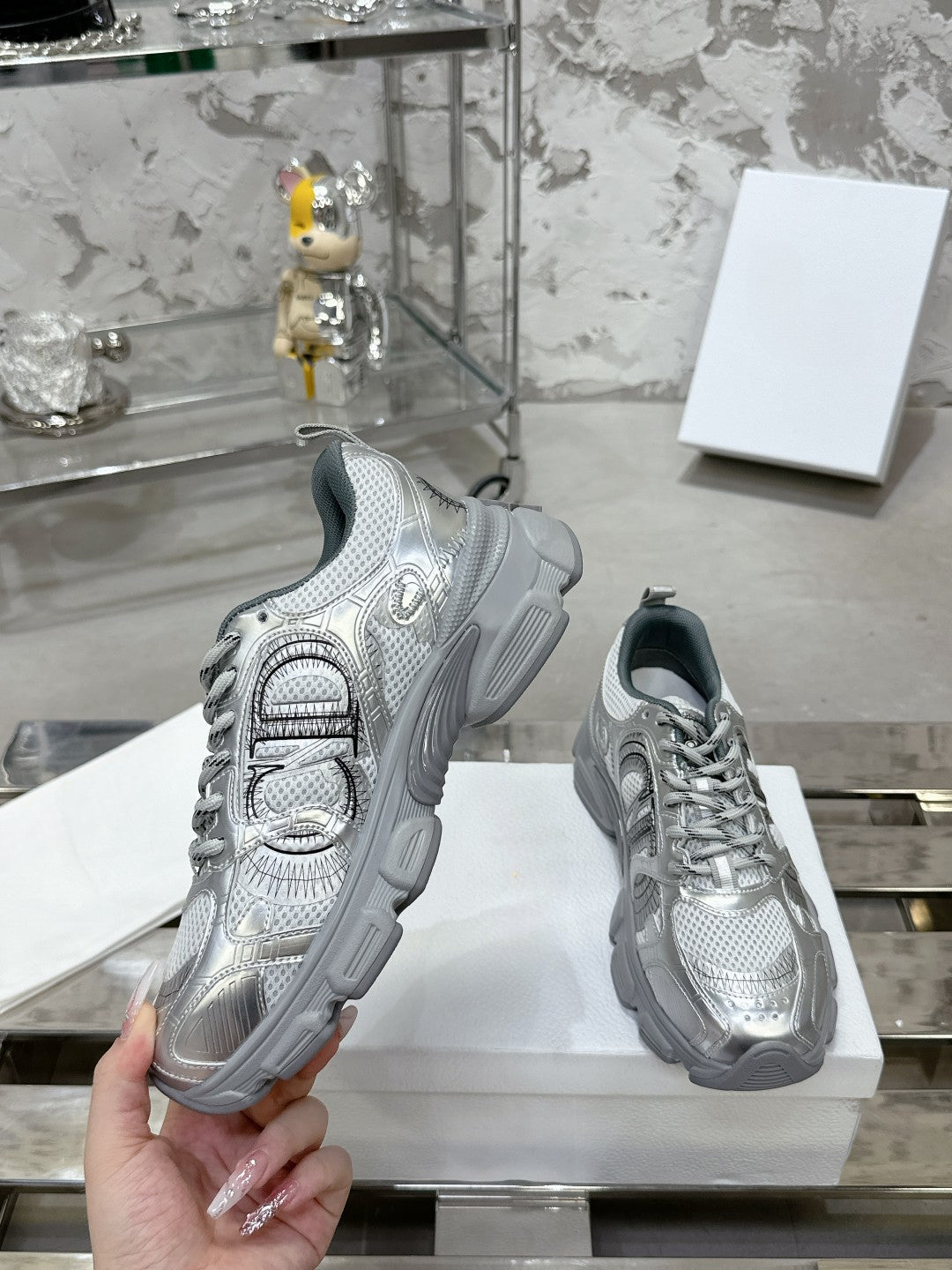 Sneakers