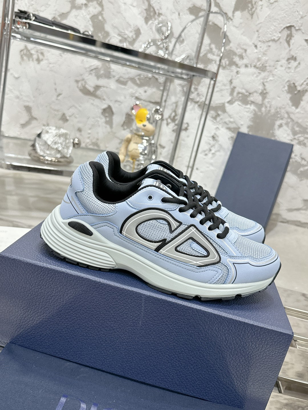 Sneakers