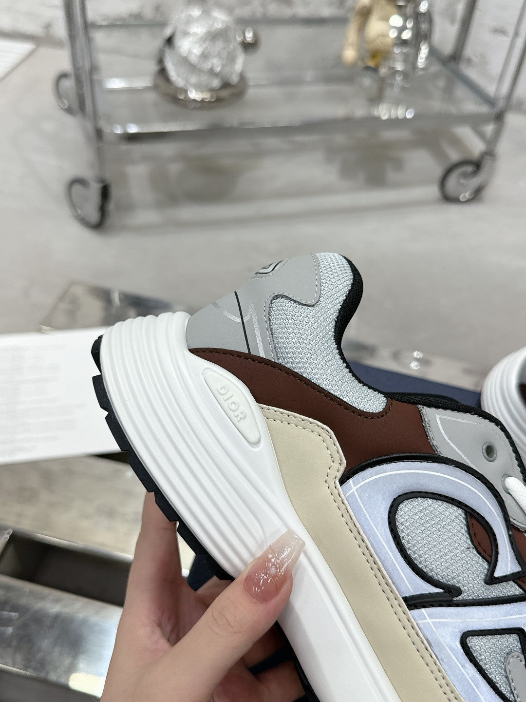 Sneakers