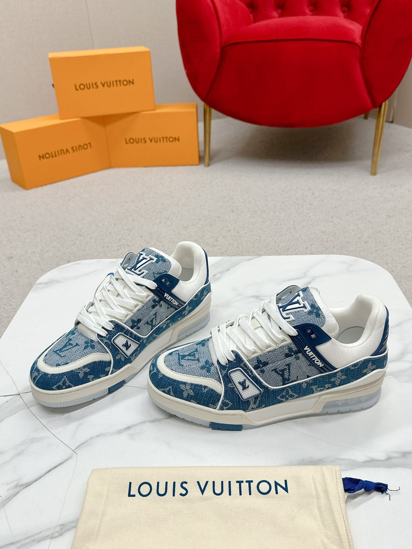 Sneakers