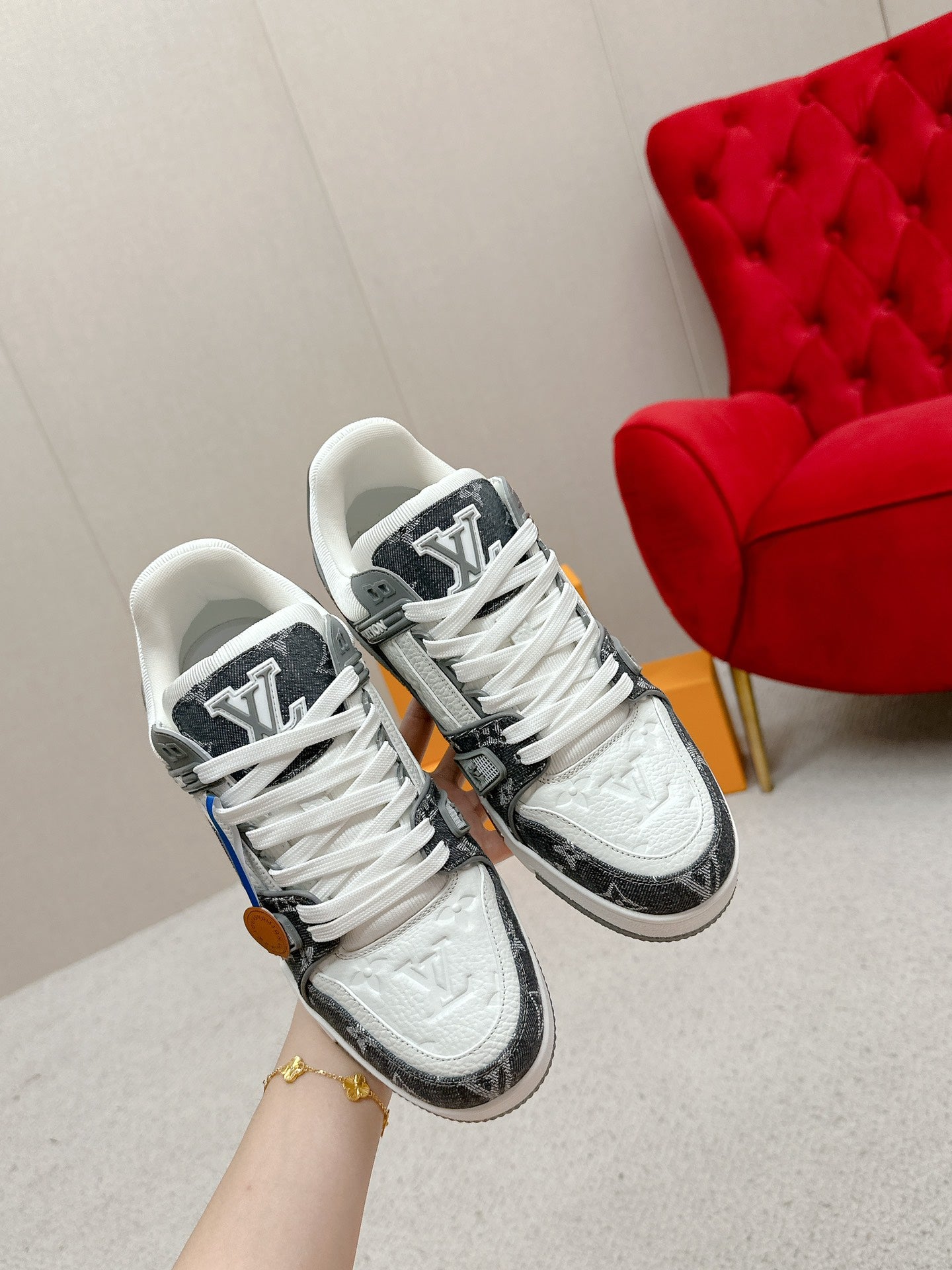 Sneakers