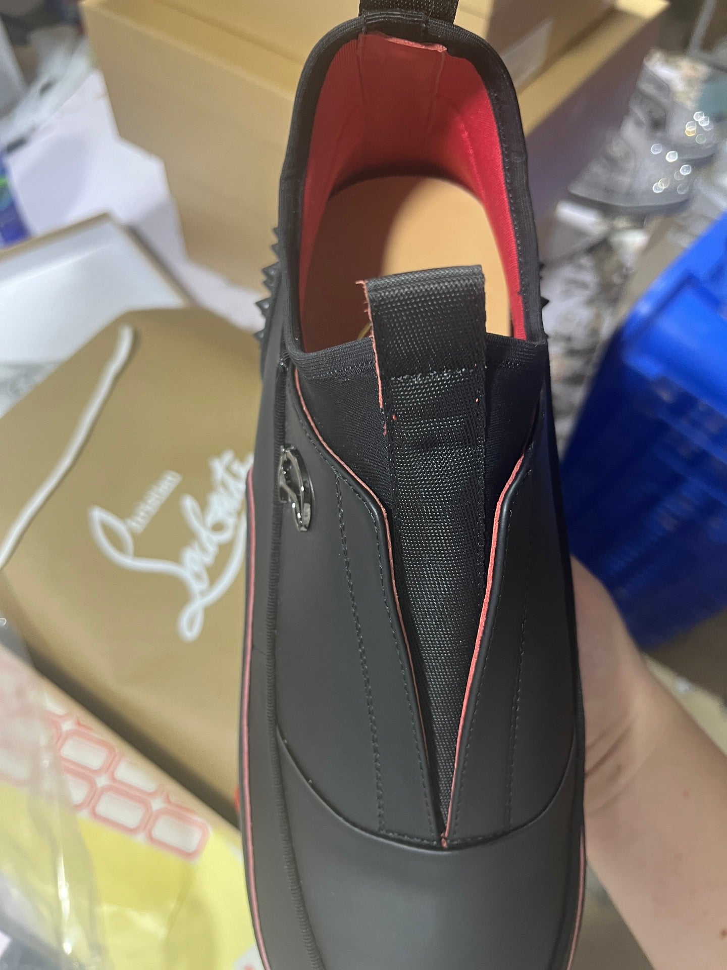 Sneaker