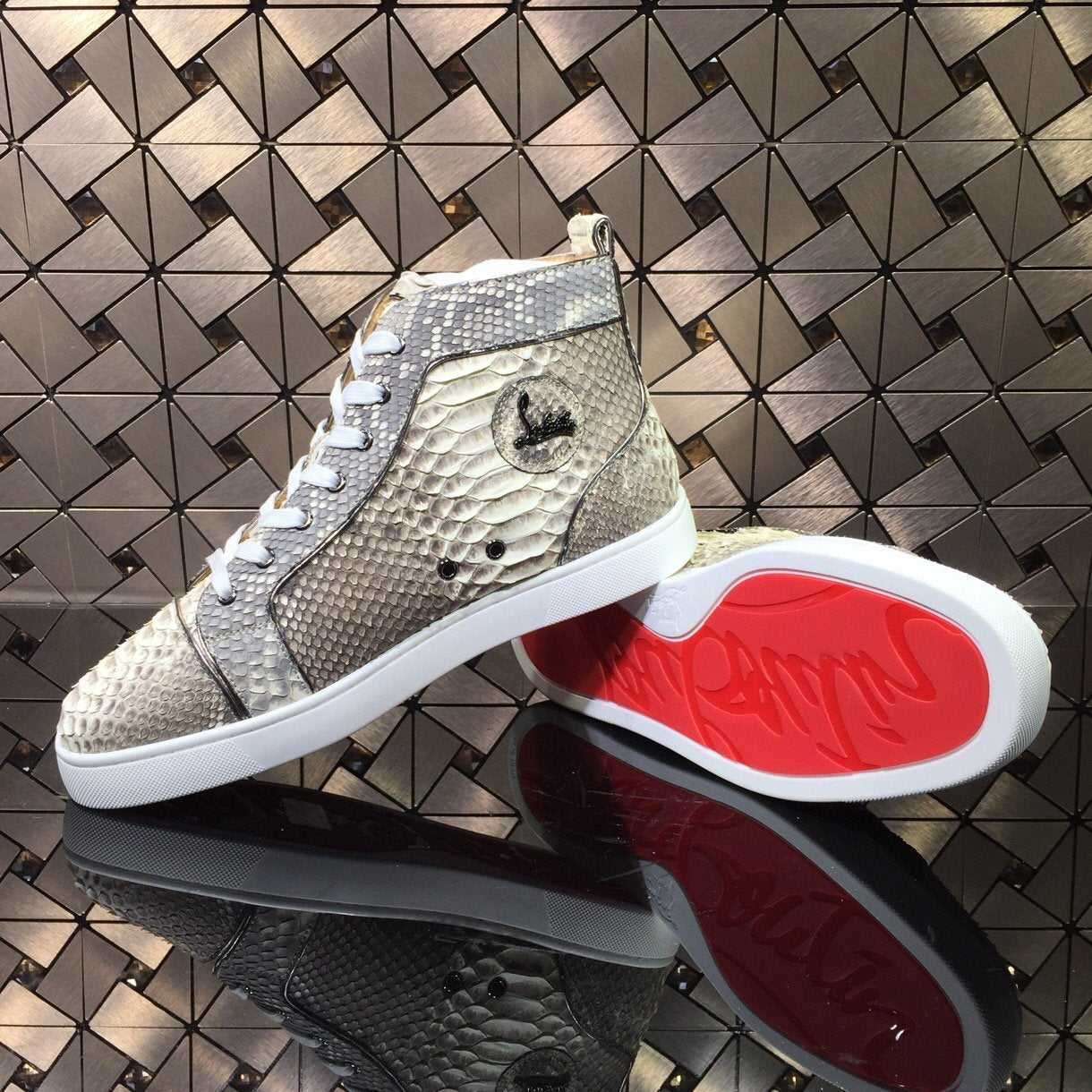 Sneakers