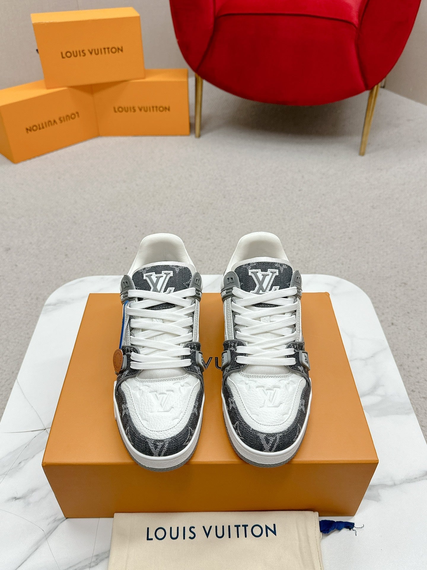 Sneakers