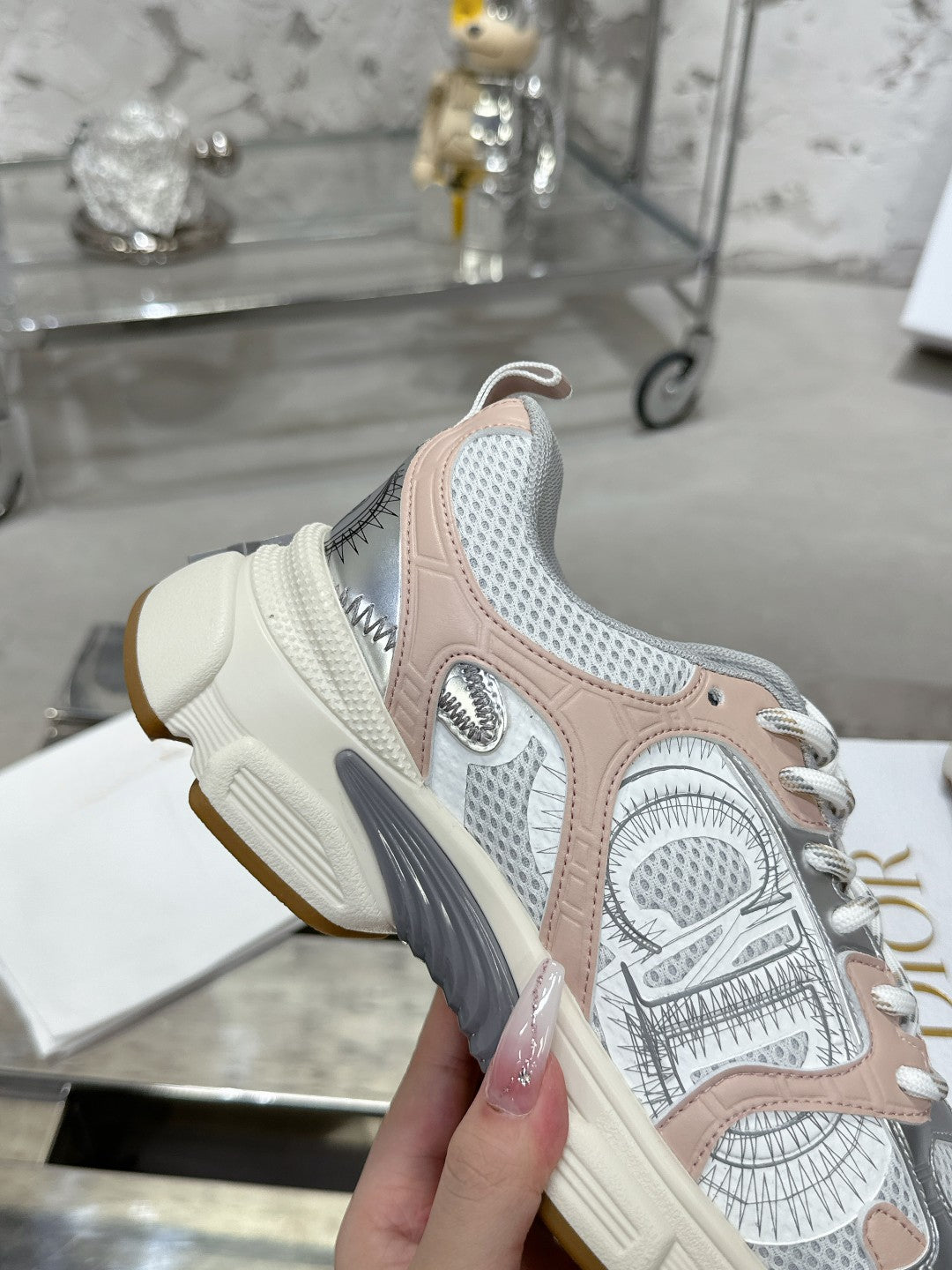 Sneakers