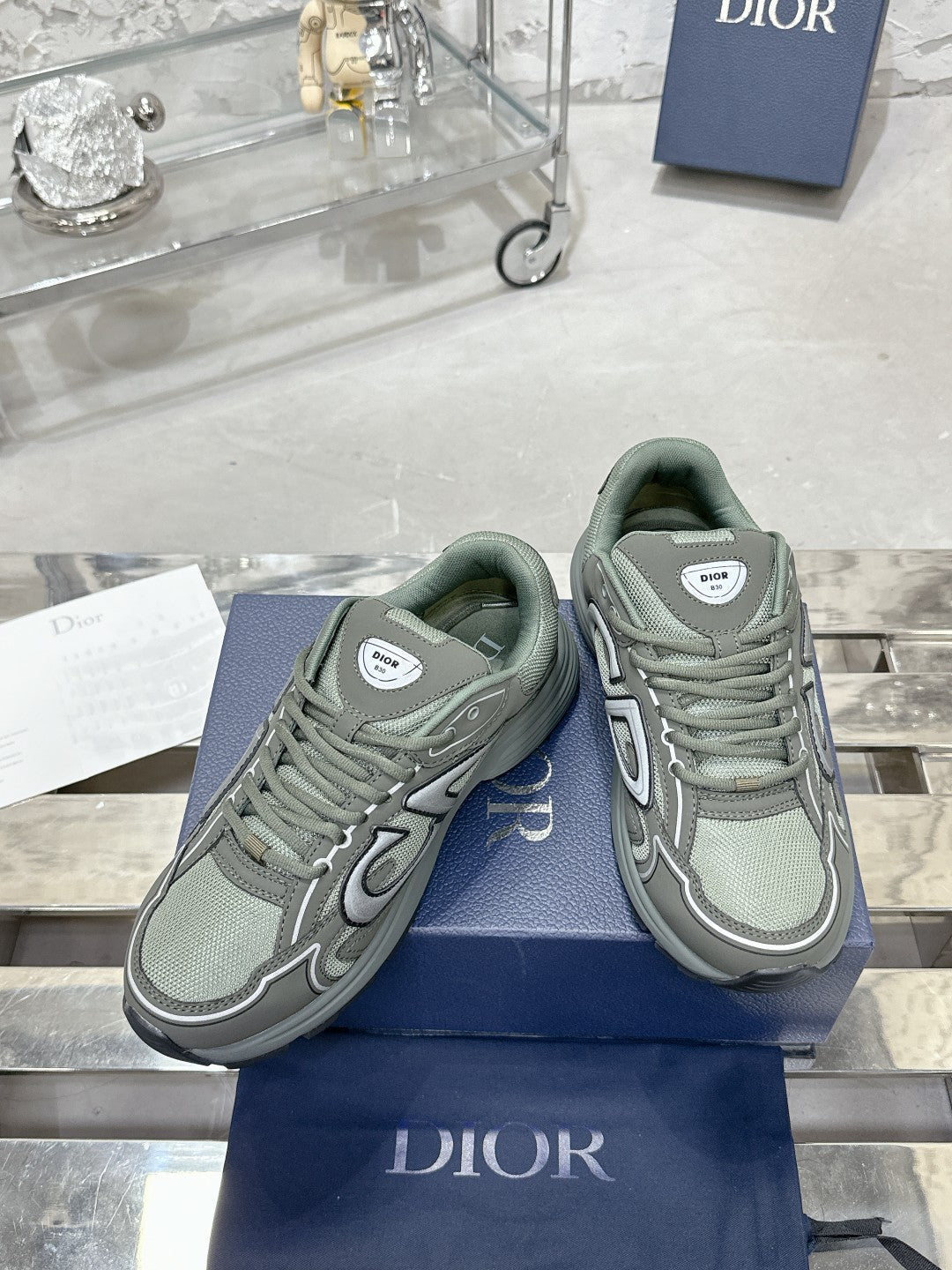 Sneakers