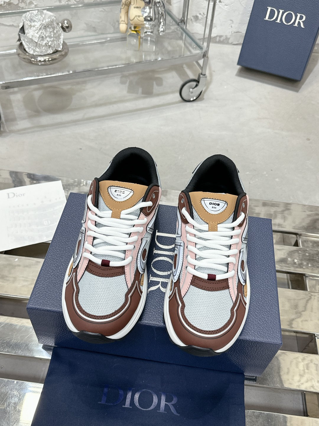 Sneakers