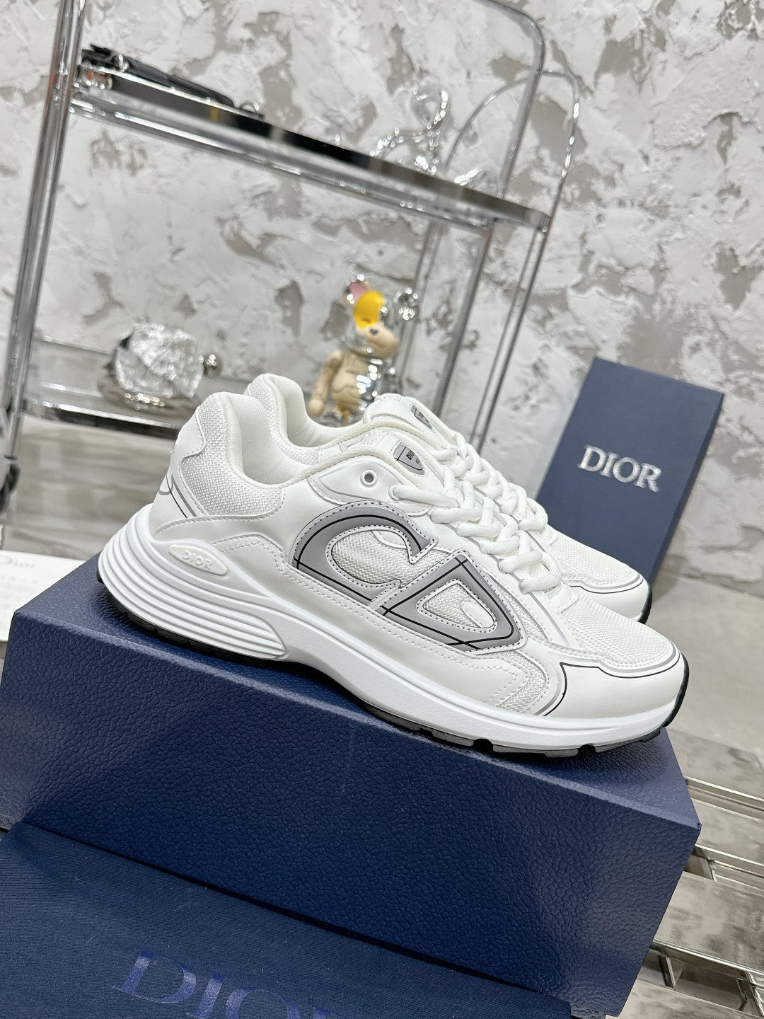 Sneakers