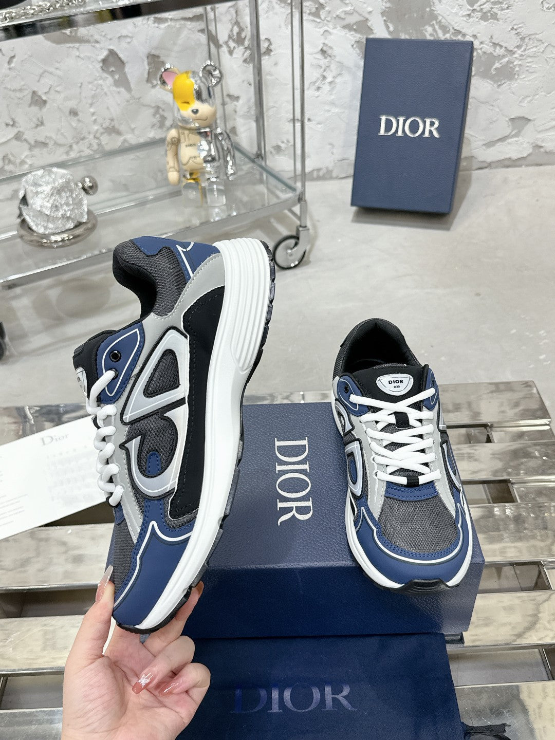 Sneakers