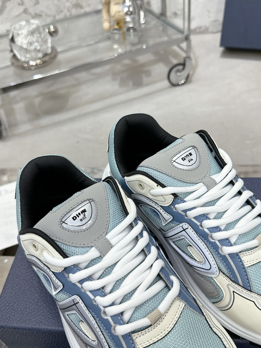Sneakers