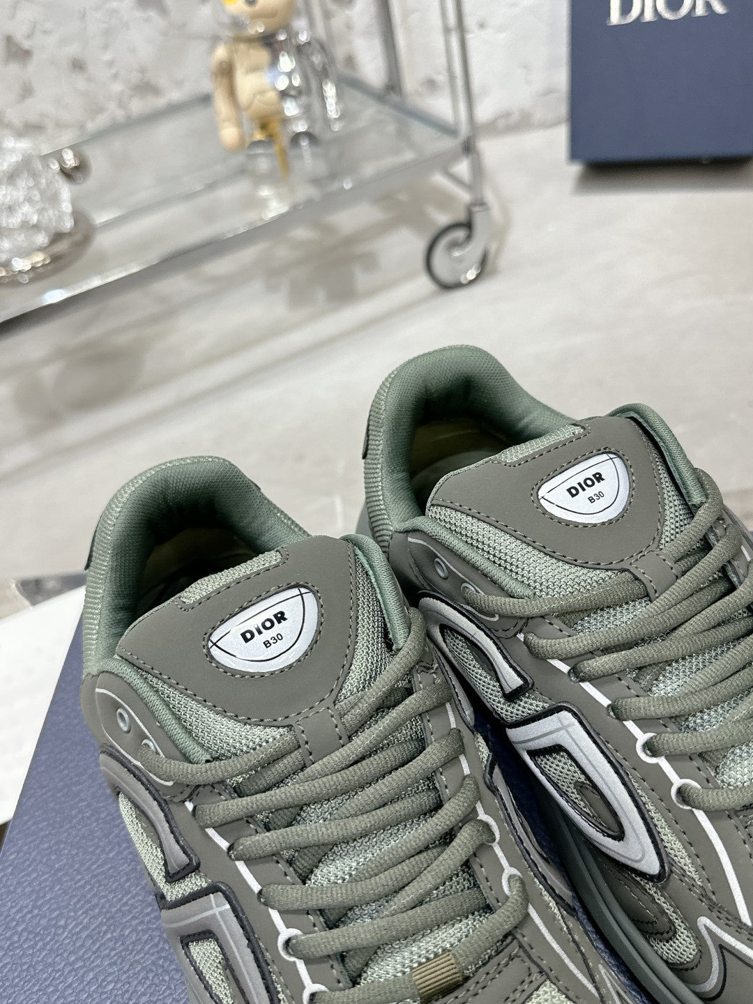 Sneakers