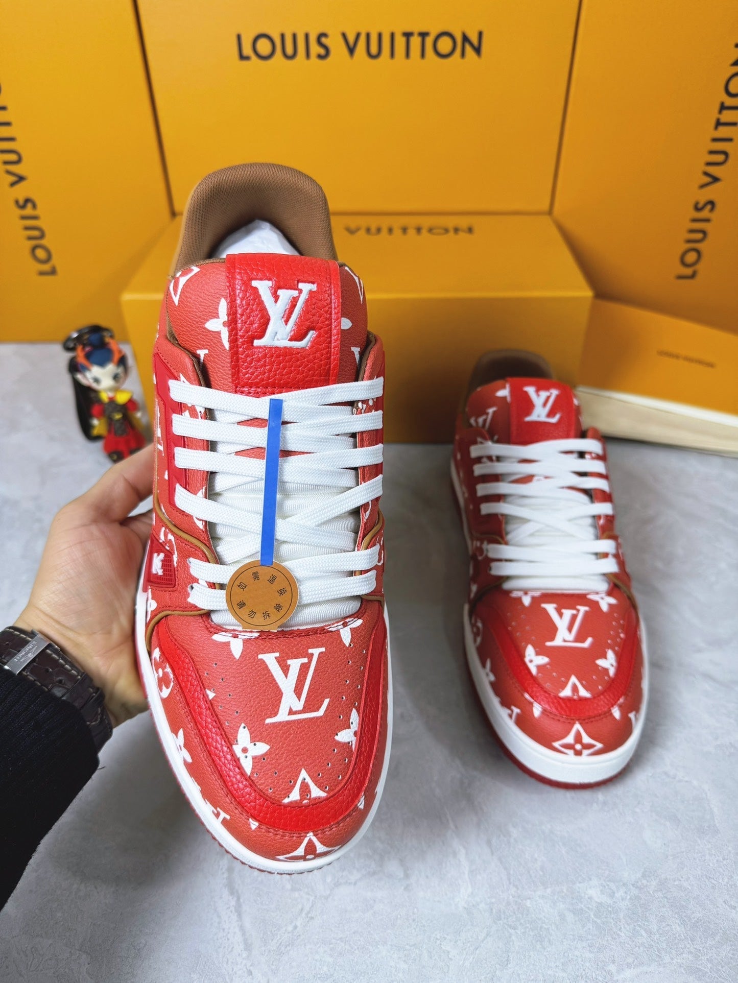 Sneakers