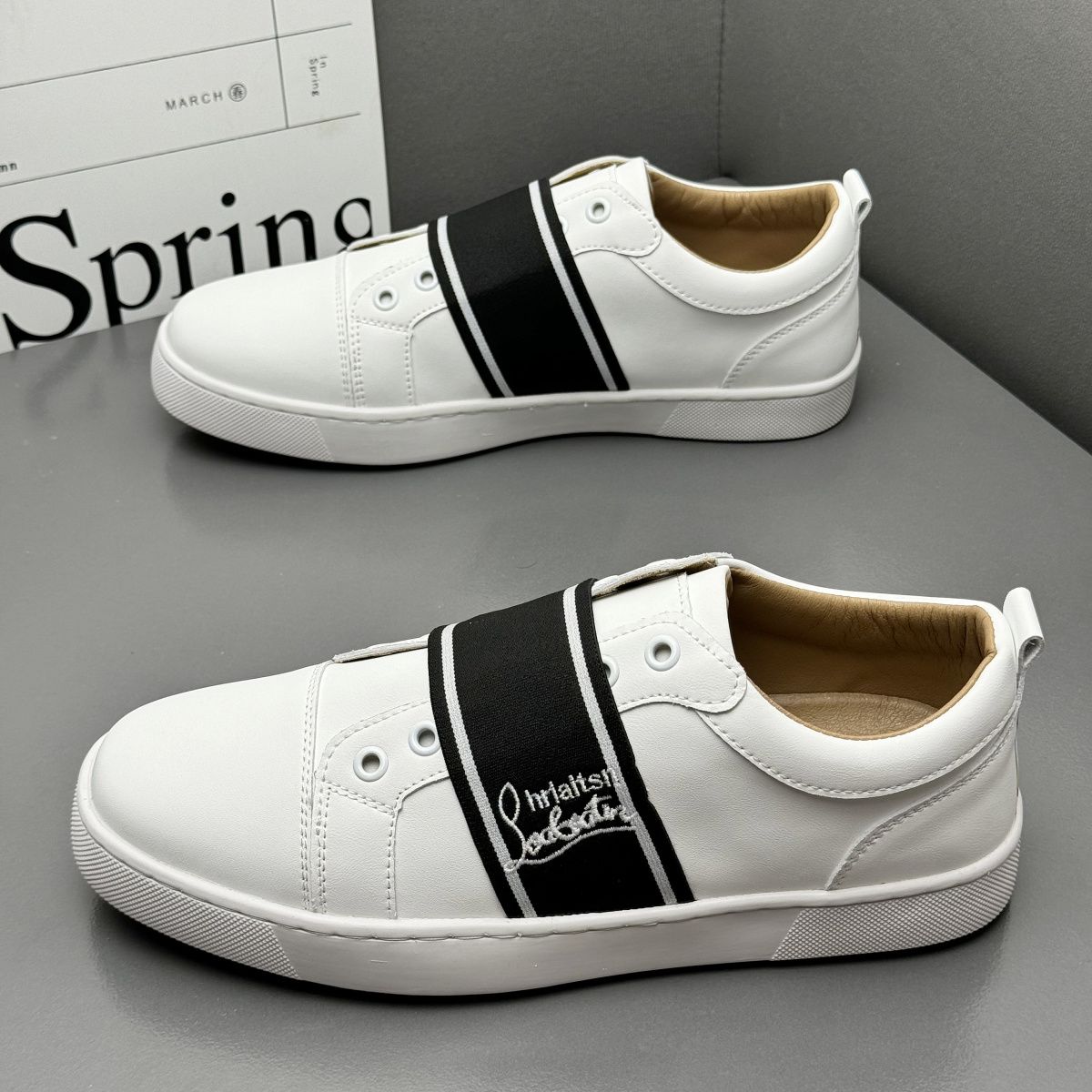 Sneakers