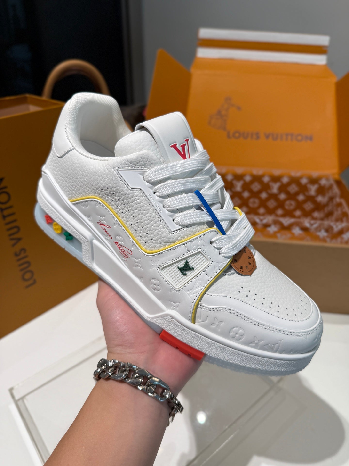 Sneakers