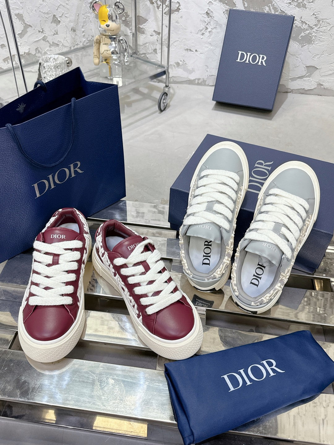 Sneakers