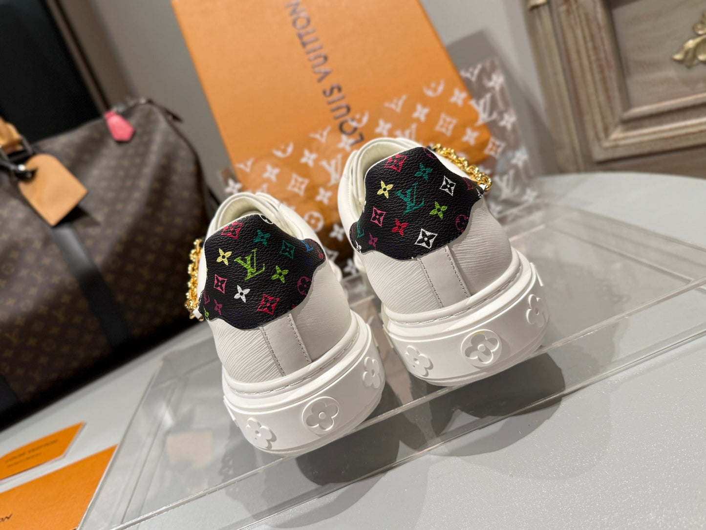 Sneakers