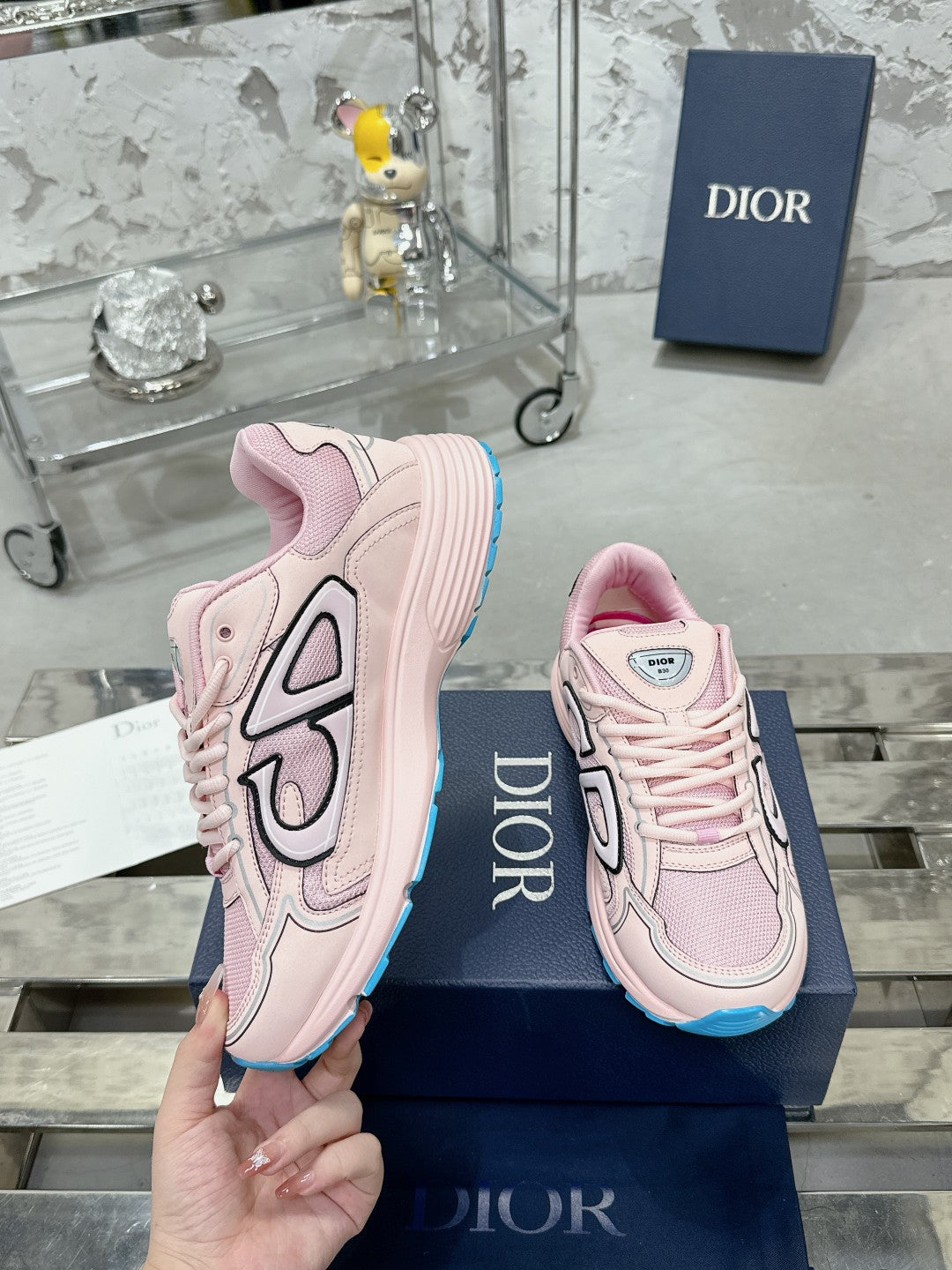 Sneakers